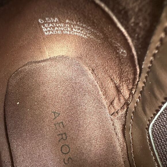 Aerosoles NWOT Allowance Suede Front Zip Wedge Almond Toe Ankle Booties Boot 6.5 - Picture 6 of 7